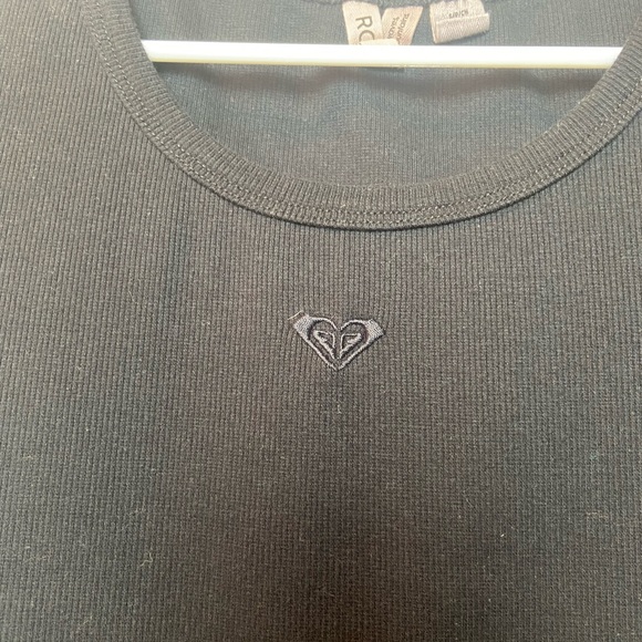 Roxy Black Ribbed Short Sleeve Cropped Tee - Picture 2 of 4